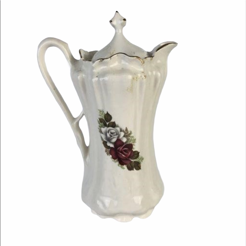 1900’s Nippon Japan chocolate Pot w/red Roses, lid